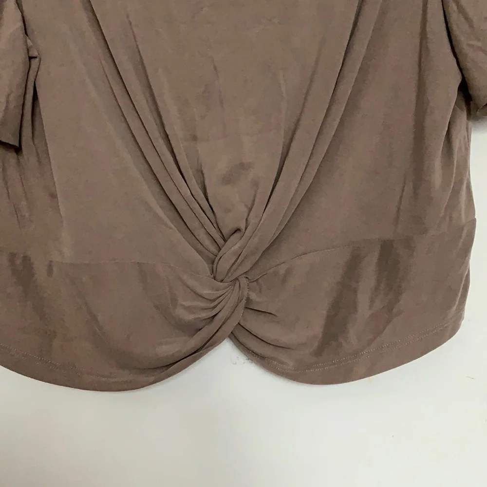 Top - Picture 4 of 5